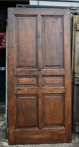 Porta antica chiodata - porta,
